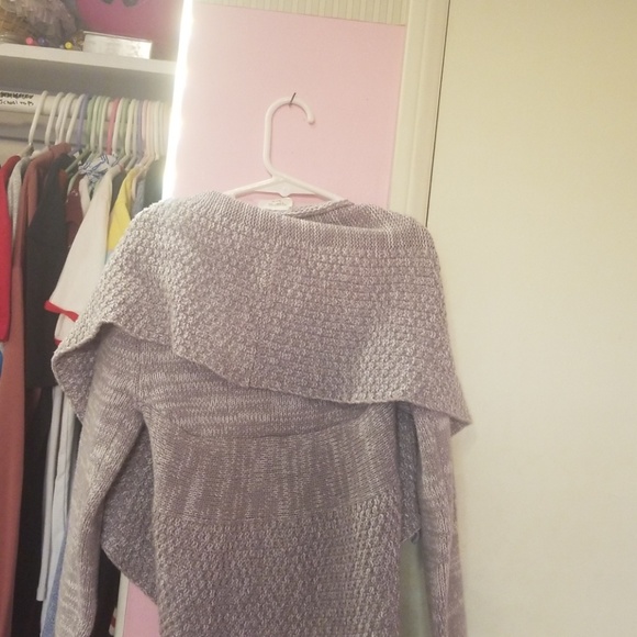 Gray sweater - Picture 2 of 3